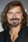 Porträtt av Robin Atkin Downes