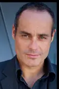 Porträtt av Kieron Elliott