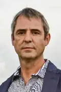 Porträtt av Neil Morrissey