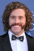 Porträtt av T.J. Miller