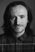 Porträtt av Ben Crompton