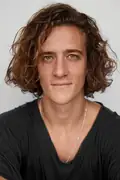 Porträtt av Tom Cossettini