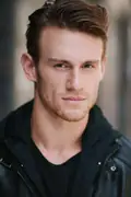 Porträtt av Christian Charisiou