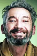 Porträtt av Cam Clarke