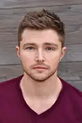 Porträtt av Sterling Knight