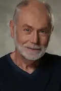 Porträtt av Robert David Hall