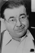Porträtt av Marvin Kaplan