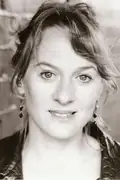 Porträtt av Niamh Cusack