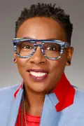 Porträtt av Gina Yashere