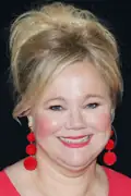 Porträtt av Caroline Rhea