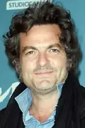 Porträtt av Matthieu Chedid
