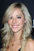 Porträtt av MacKenzie Porter