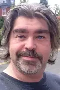 Porträtt av Sean Bishop
