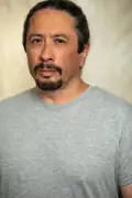 Porträtt av Andrew Kishino