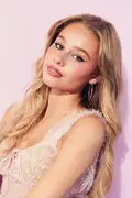 Porträtt av Ruby Rose Turner