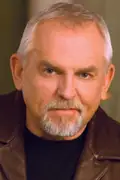 Porträtt av John Ratzenberger