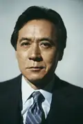 Porträtt av James Shigeta