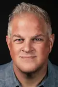 Porträtt av Abraham Benrubi