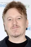 Porträtt av Dan Finnerty