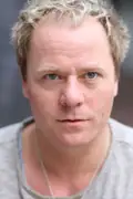 Porträtt av Dustin Semmelrogge