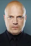 Porträtt av Michael Chiklis