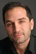 Porträtt av Sean Rohani