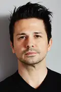 Porträtt av Freddy Rodríguez