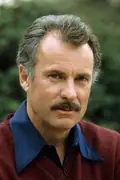 Porträtt av Dabney Coleman