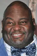 Porträtt av Lavell Crawford