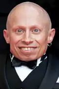 Porträtt av Verne Troyer