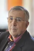 Porträtt av Brent Musburger