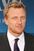 Porträtt av Kevin McKidd