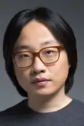Porträtt av Jimmy O. Yang