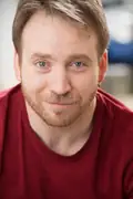 Porträtt av Trevor Devall