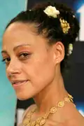 Porträtt av Cree Summer