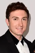 Porträtt av Daryl Sabara
