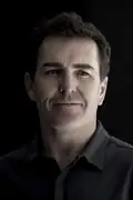 Porträtt av Nolan North