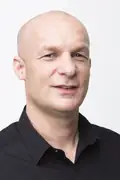 Porträtt av Christopher Knights