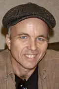 Porträtt av Clint Howard