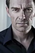 Porträtt av Dennis Kreusler