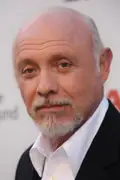 Porträtt av Héctor Elizondo