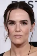 Porträtt av Zoey Deutch