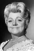Porträtt av Hermione Baddeley