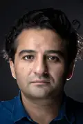Porträtt av Nader Khademi