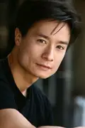 Porträtt av Matthew Yang King