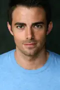 Porträtt av Jonathan Bennett