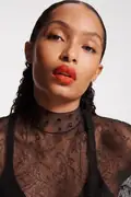 Porträtt av Yara Shahidi