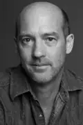 Porträtt av Anthony Edwards