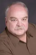 Porträtt av Richard Riehle