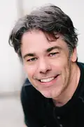 Porträtt av Jonathan Holmes